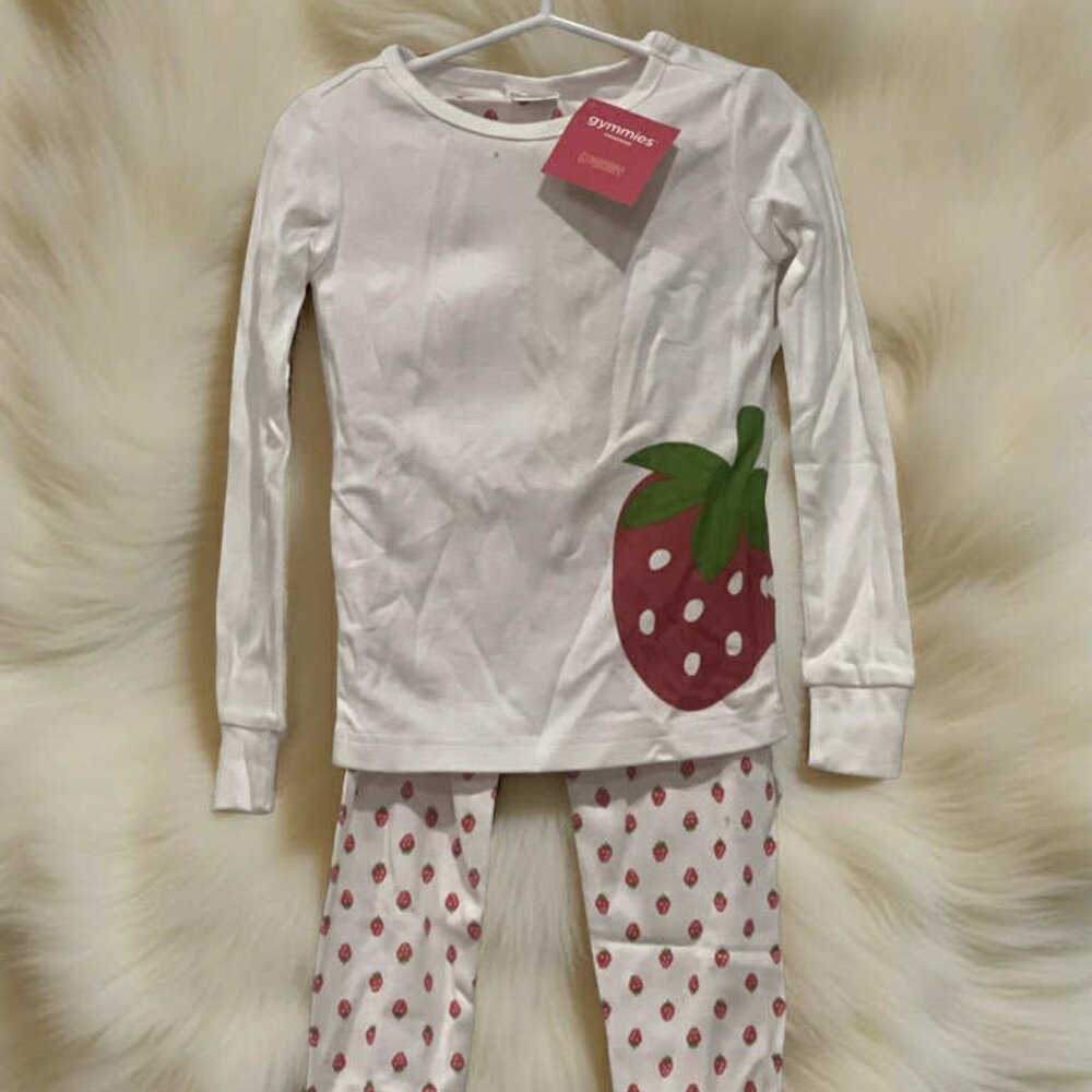 Gymboree NWT White knit Pajamas Embroidered Strawberries Long Sleeves Pants 5